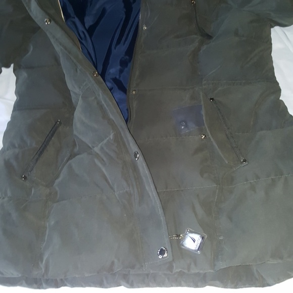 Sold - Picture 4 of 8